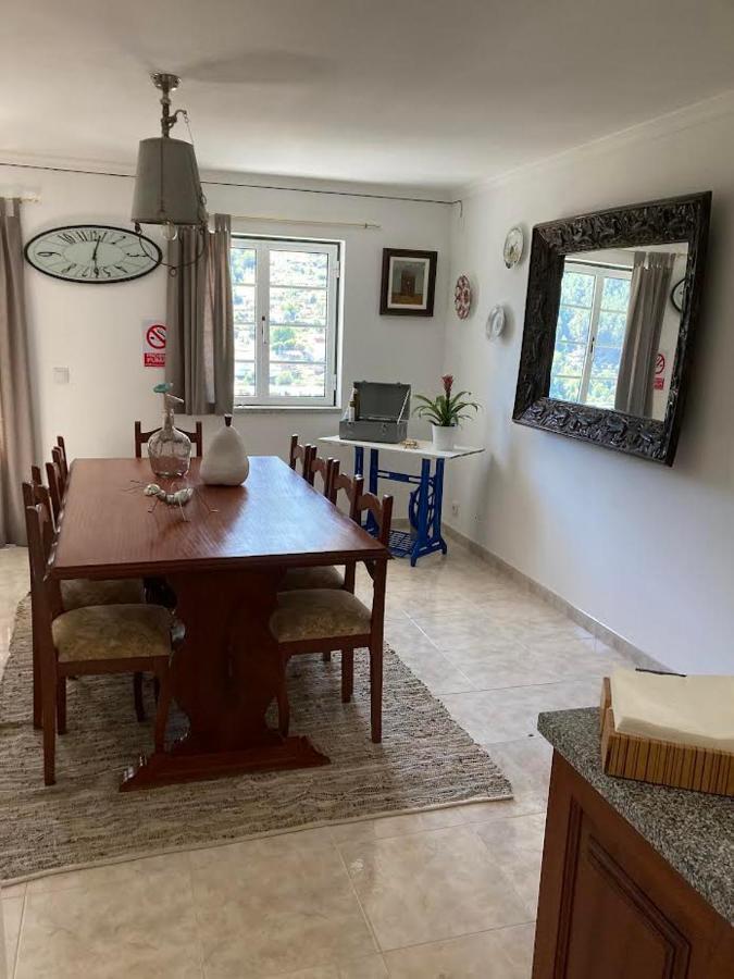 شقة A Casa Da Rapariga De Cabelo Azul مانتيغاز المظهر الخارجي الصورة